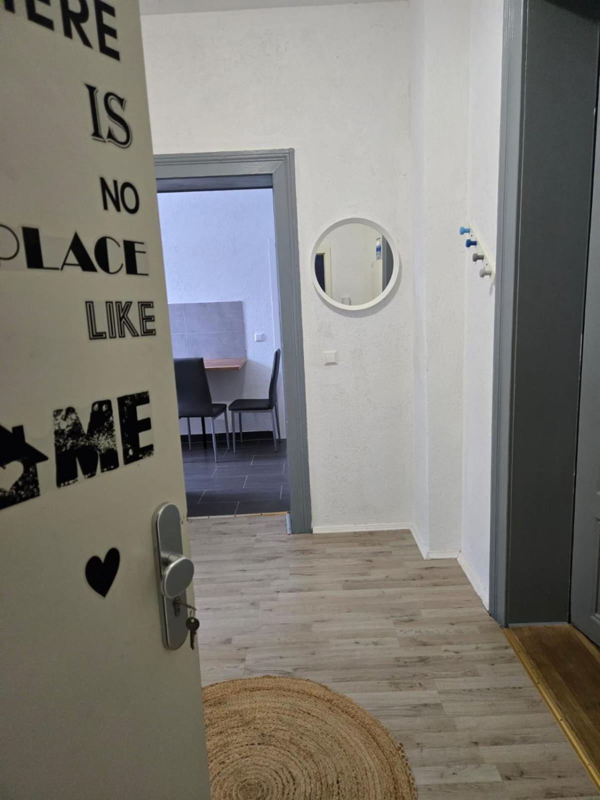 Ferienwohnung Am Bahnhof Бернбург Экстерьер фото